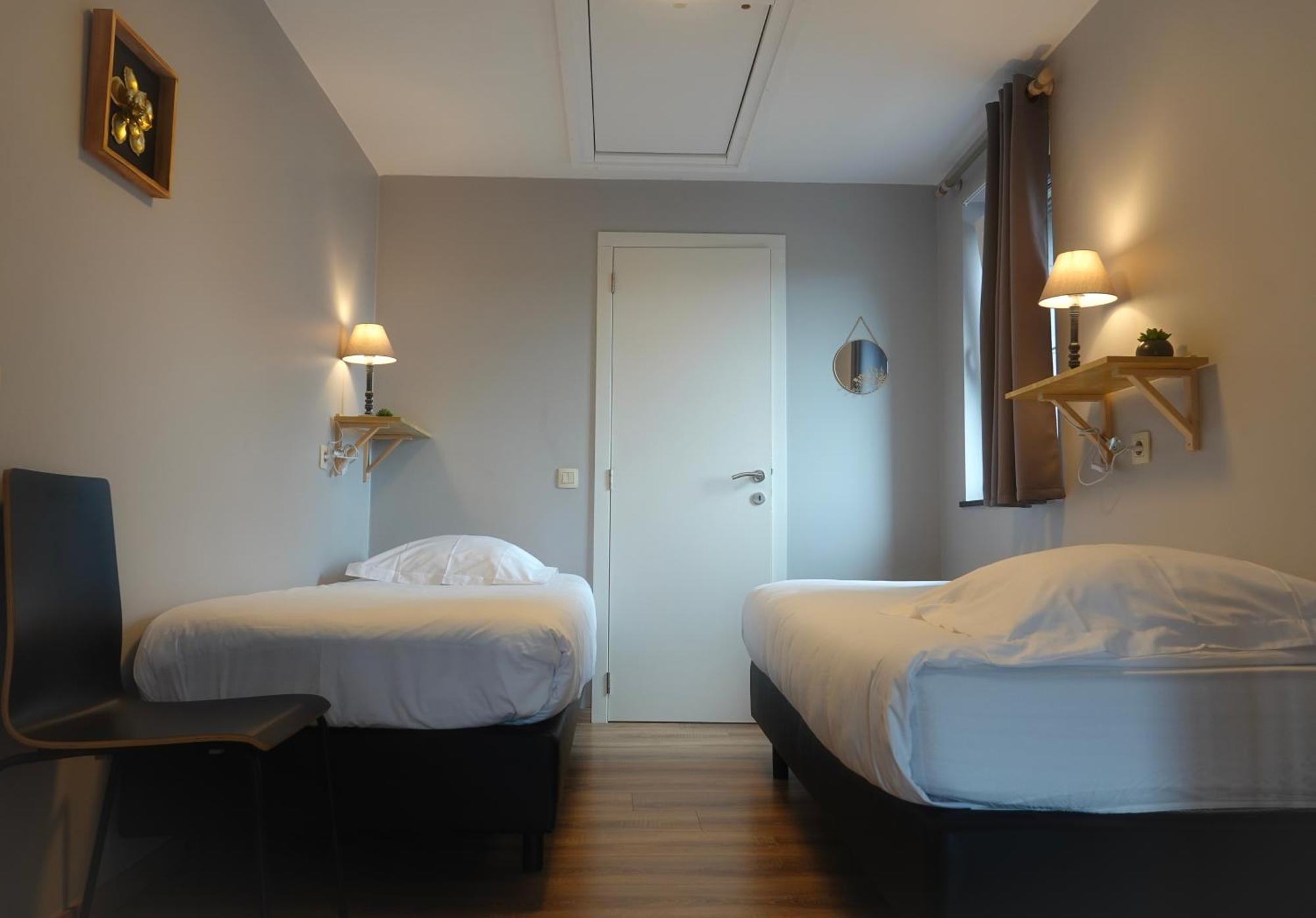 Le Relais De La Motte Bed & Breakfast Soignies ภายนอก รูปภาพ