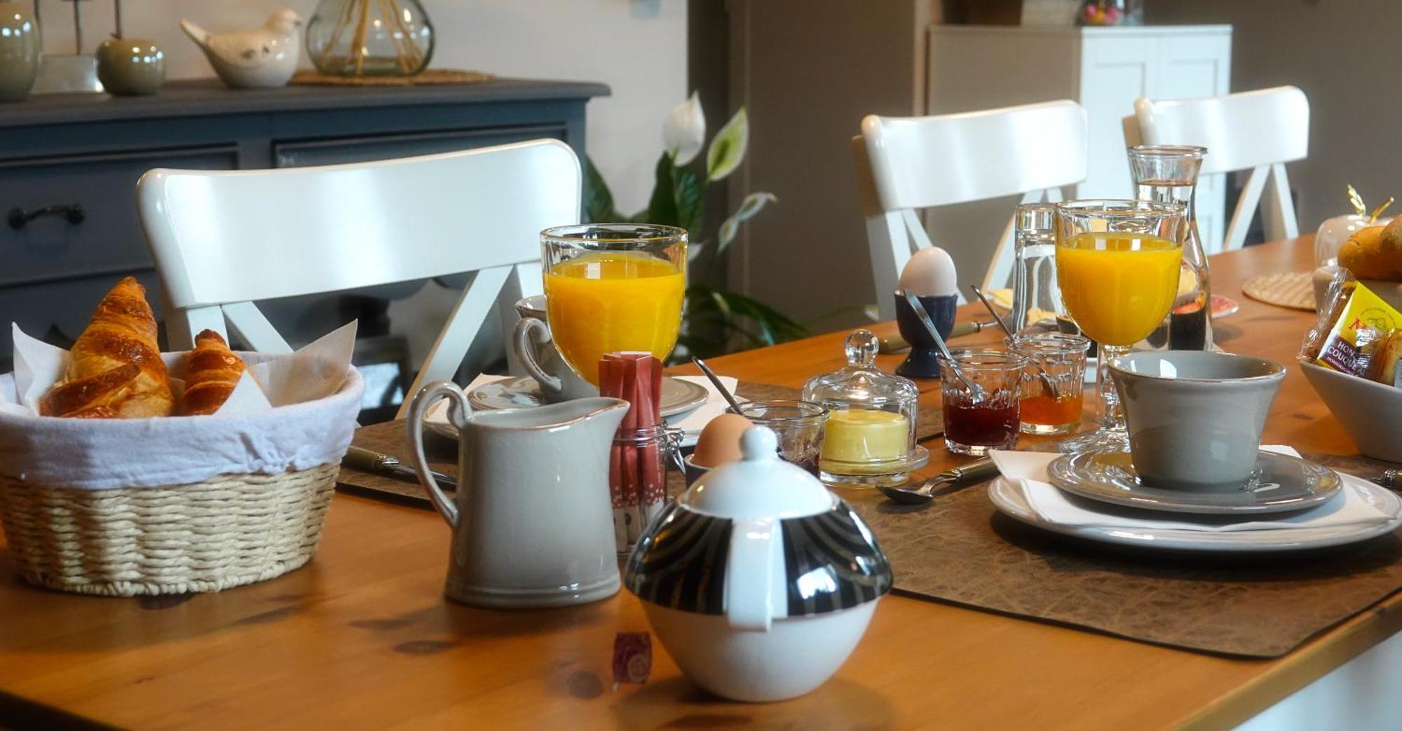 Le Relais De La Motte Bed & Breakfast Soignies ภายนอก รูปภาพ