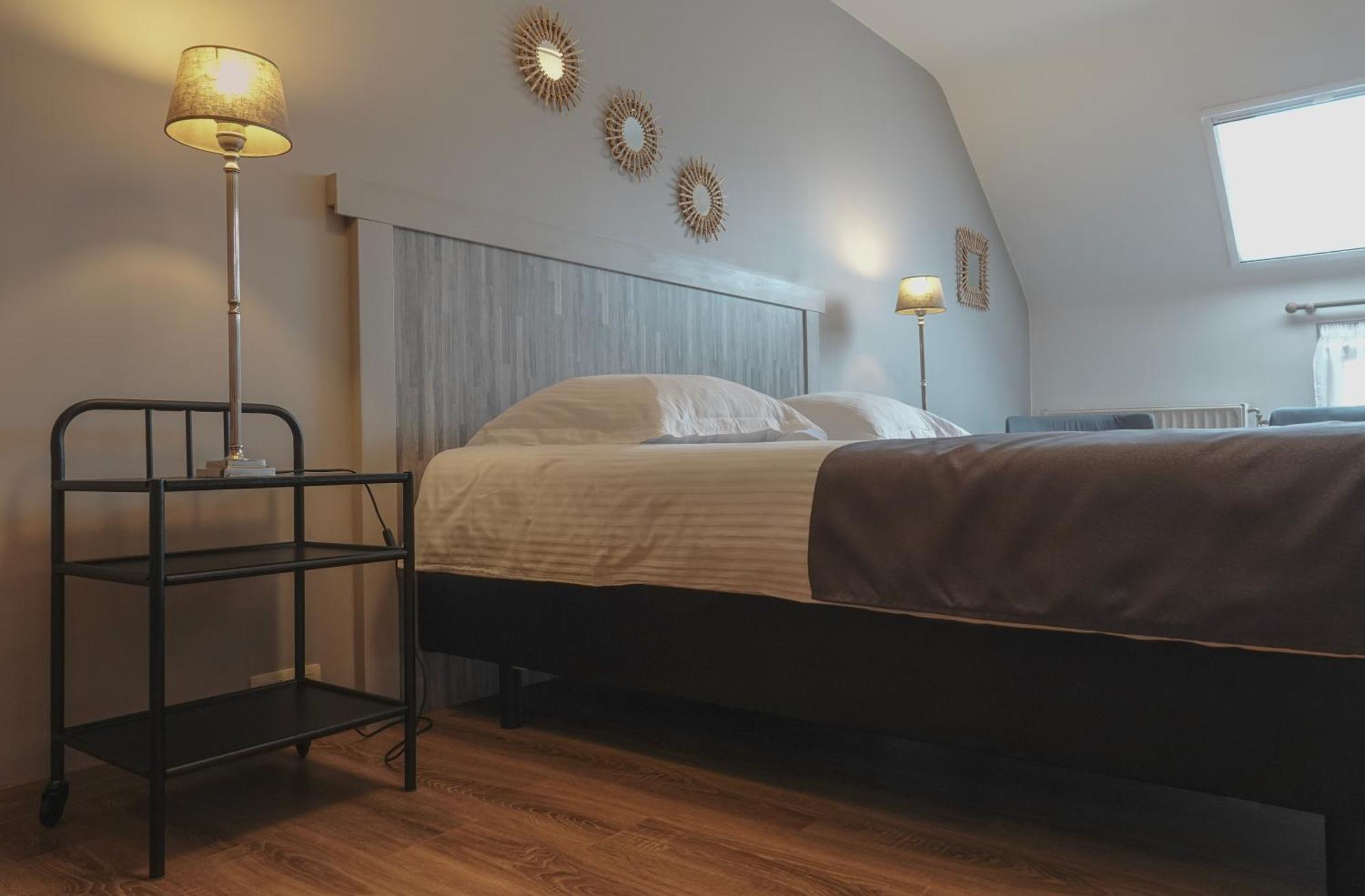 Le Relais De La Motte Bed & Breakfast Soignies ภายนอก รูปภาพ